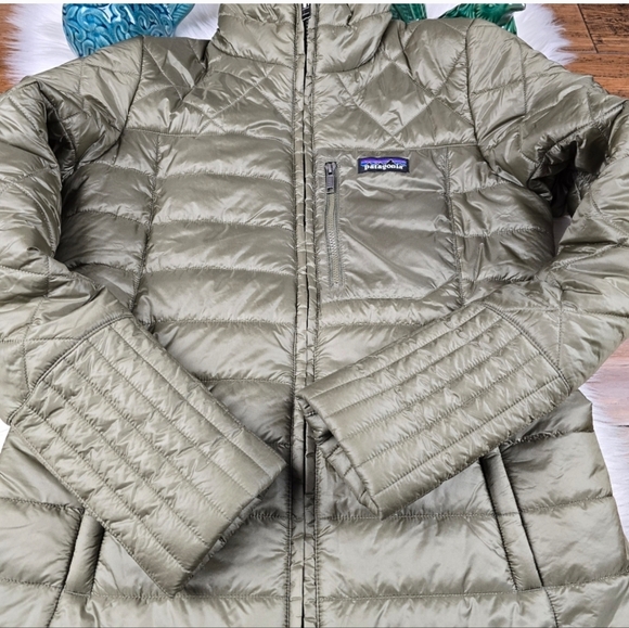 Patagonia Radalie Insulated Quilted Parka Long Coat Size Small - Picture 5 of 14